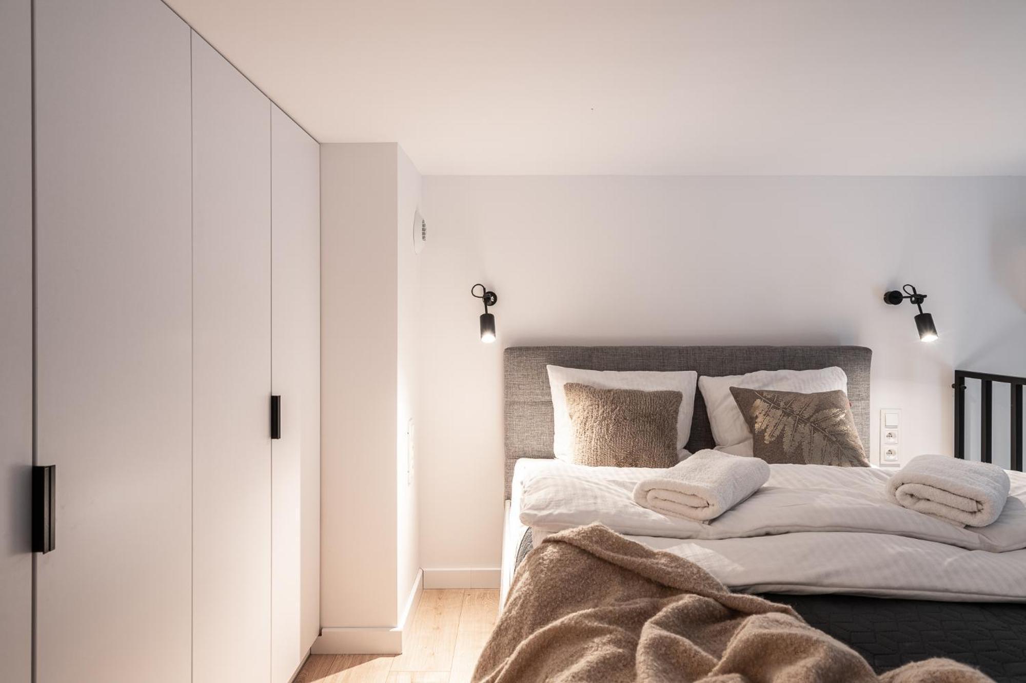 Rentplanet - Bulwar Staromiejski Vratislav Exteriér fotografie
