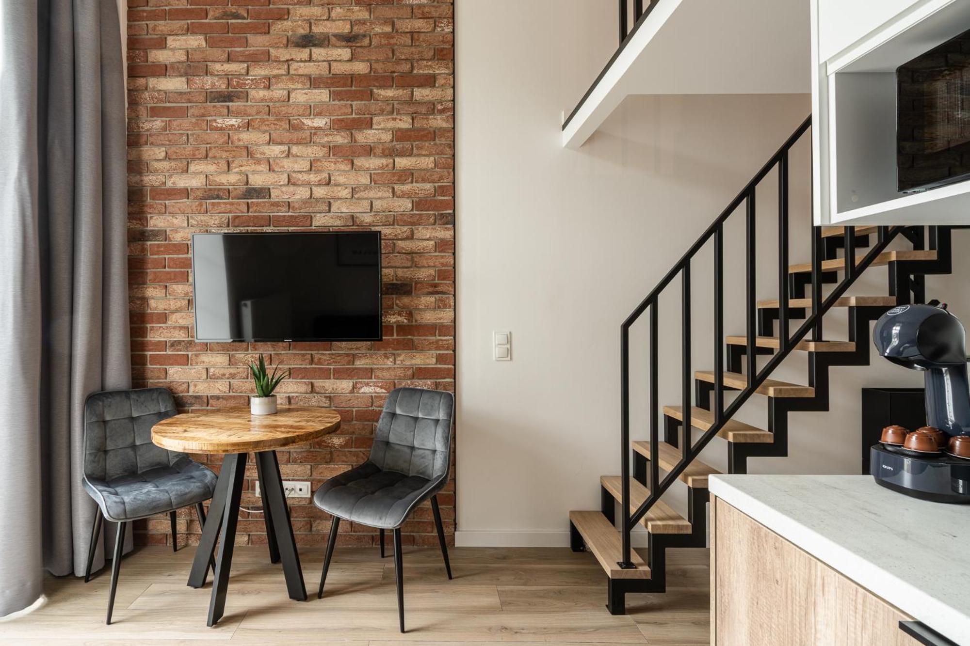 Rentplanet - Bulwar Staromiejski Vratislav Exteriér fotografie