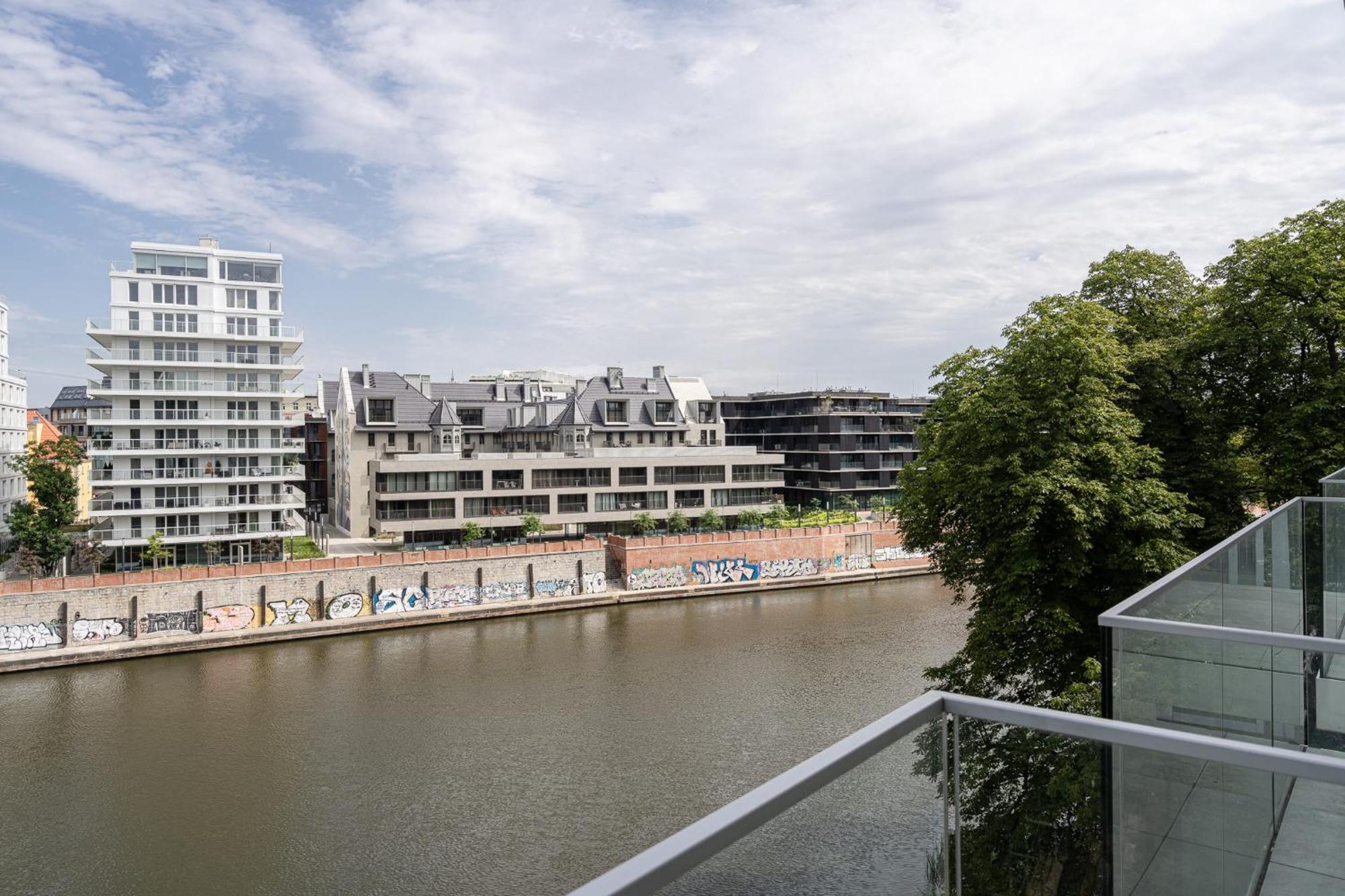 Rentplanet - Bulwar Staromiejski Vratislav Exteriér fotografie